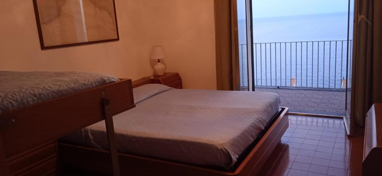 Appartamento Con Super Vista Sul Mare Arenzano Eksteriør billede