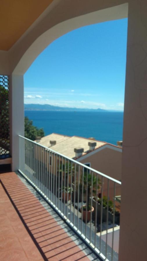 Appartamento Con Super Vista Sul Mare Arenzano Eksteriør billede